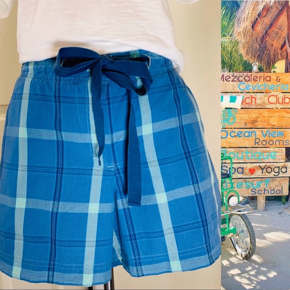 Tommy Bahama Relax Womens Paid Shorts 🏝